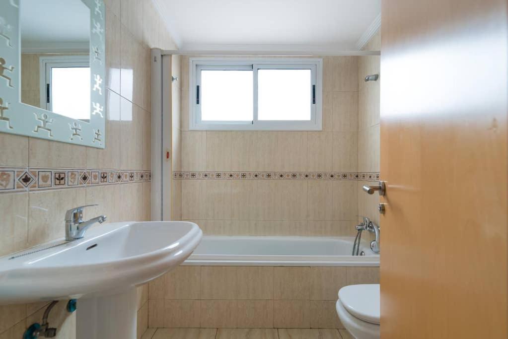 2B Apartamento Atlantico Apartment Vecindario  Luaran gambar