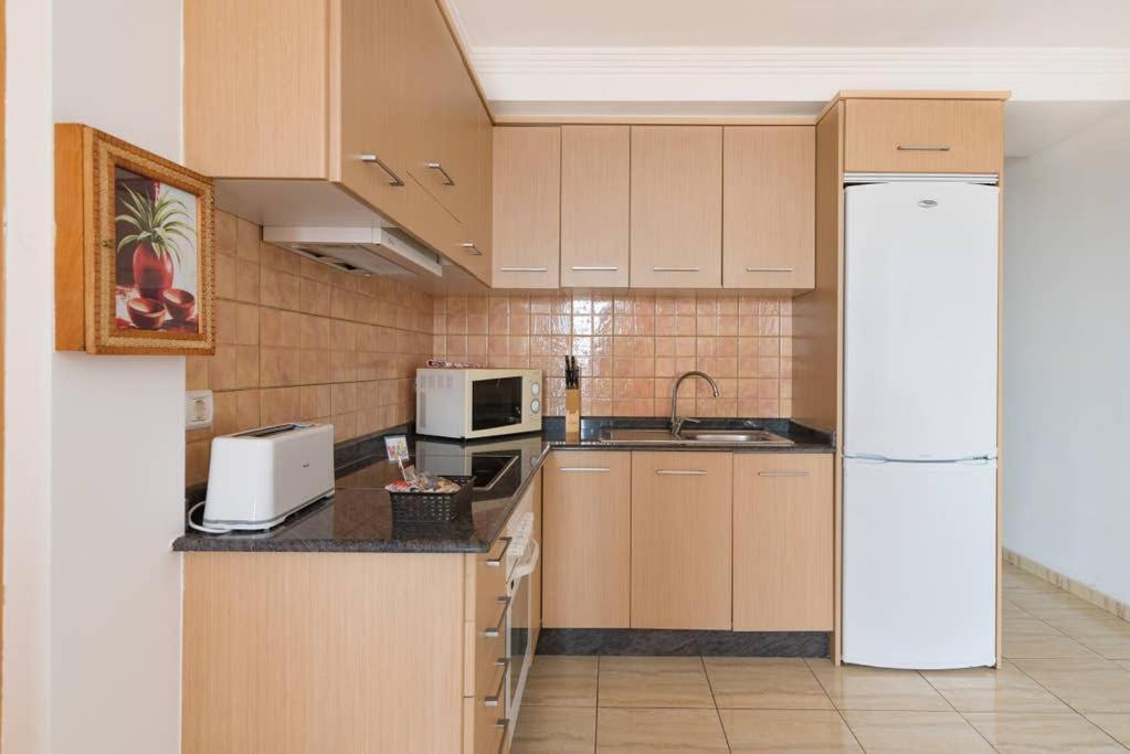 2B Apartamento Atlantico Apartment Vecindario  Luaran gambar